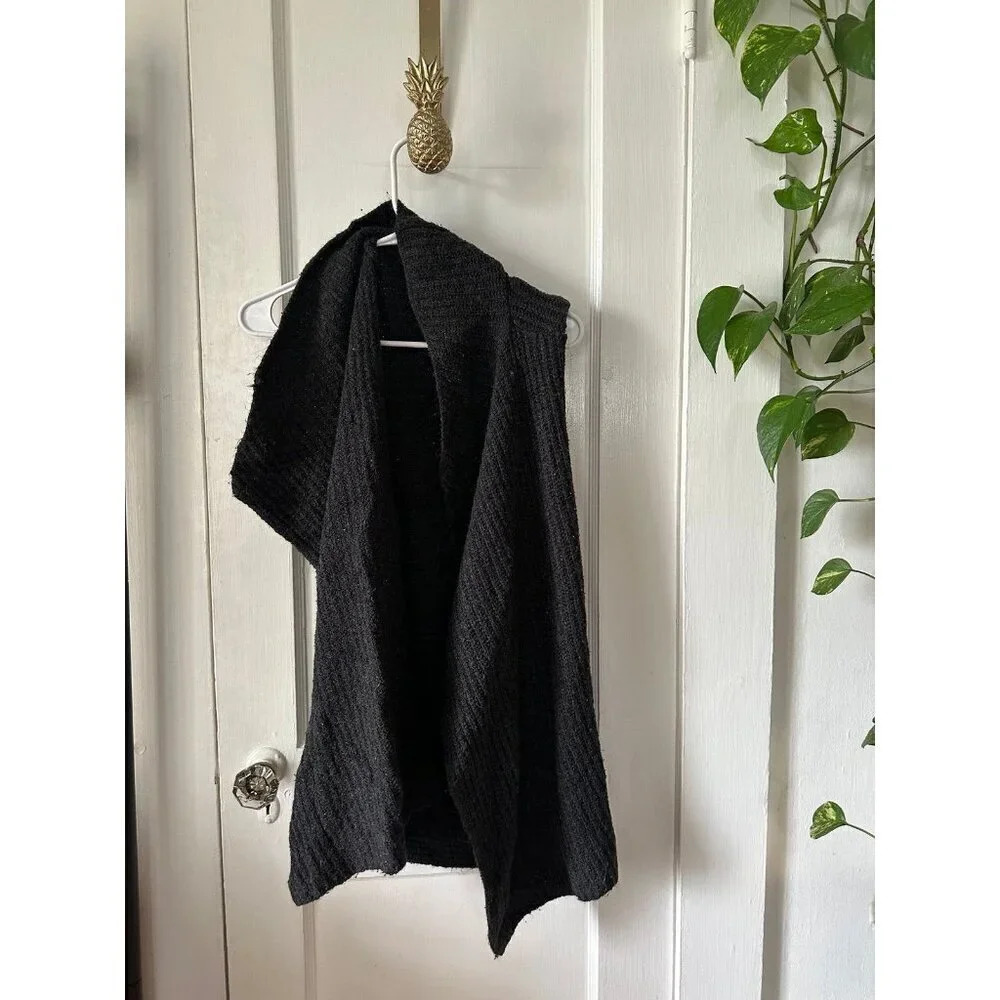 Ann Taylor Loft Women’s size medium cardigan